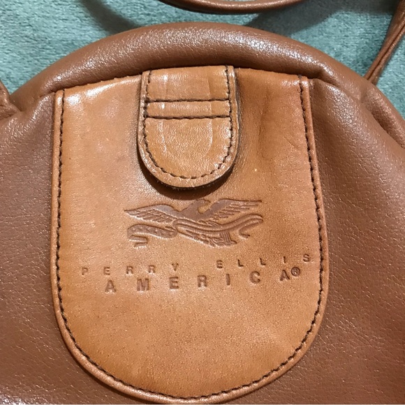 Vintage America PERRY ELLIS brown “shell” style crossbody leather bag - Picture 2 of 7
